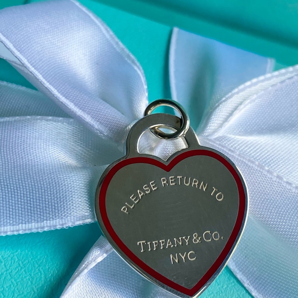 Tiffany & Co. New, Authentic. Sterling Silver Red outlined Heart Charm.